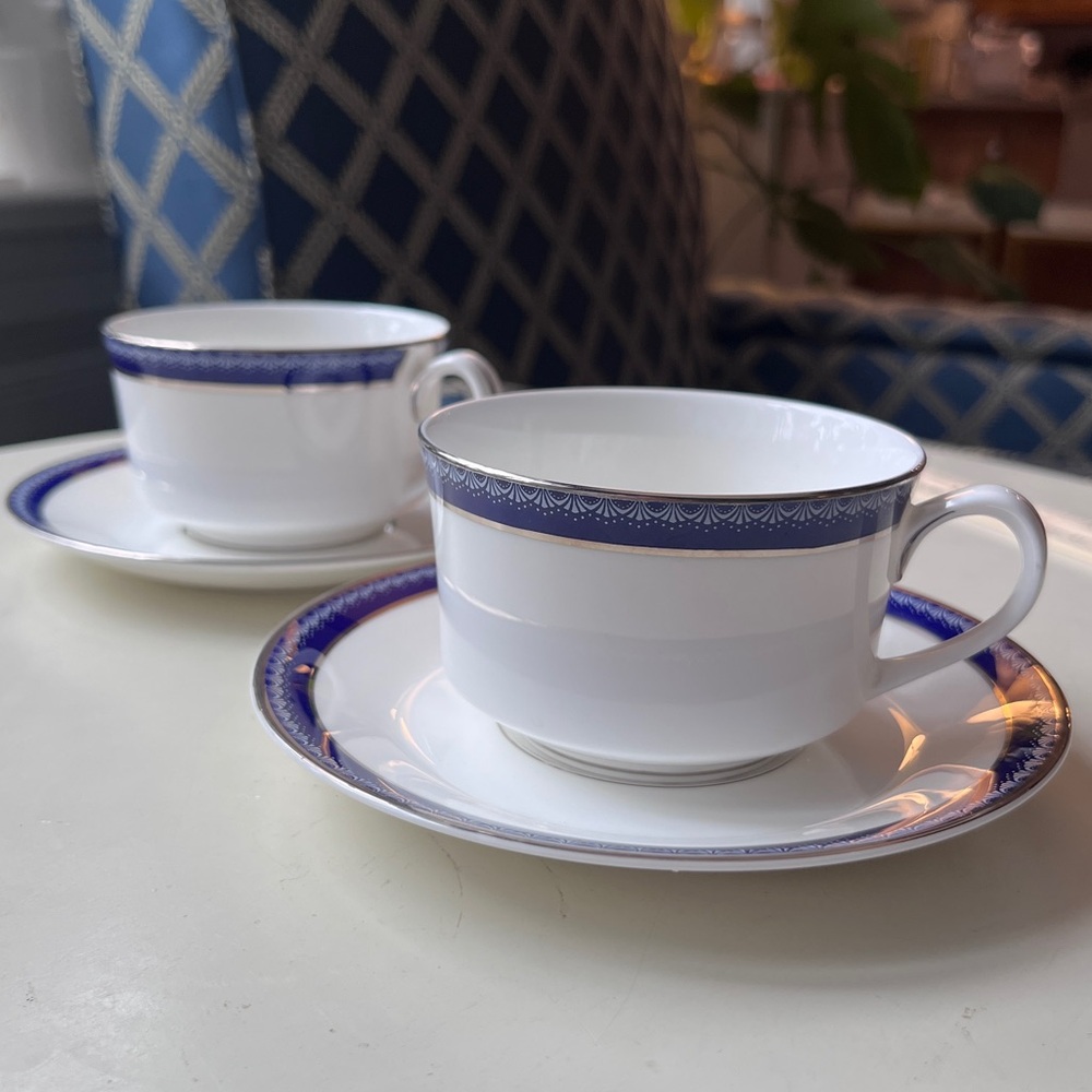 2 Royal Worcesterter “Avalon” teacup cups and saucers